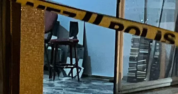 Ankara da akılalmaz olay! Kendi binalarındaki dükkanı kurşunladılar: Bunlar da cahil onlar da cahil