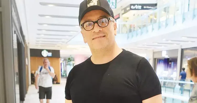 Murat Cemcir: Aşkı bulmak için tüm sahilleri gezeceğim