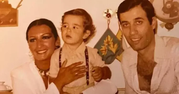 3 Temmuz… 25 yıl oldu sen gideli, benim çocukluğum gençliğim biteli Kemal Sunal ı andı