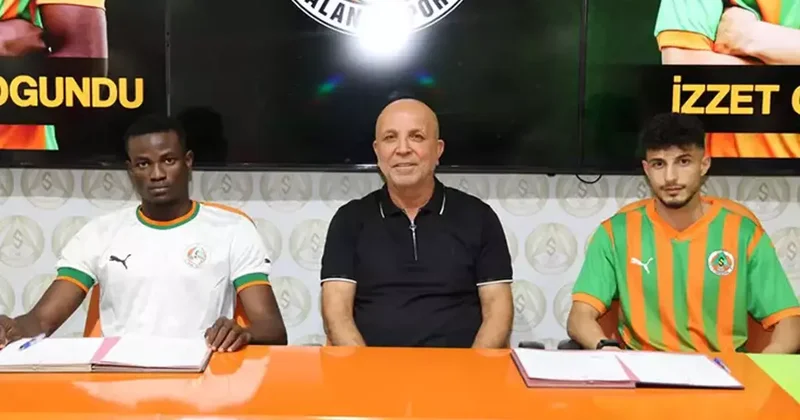 Alanyaspor, Uchenna Ogundu ve İzzet Çelik için imza töreni düzenledi Fanatik Spor Haberleri Video