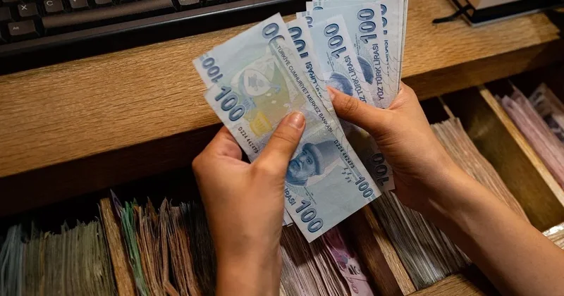 SON DAKİKA! SSK Bağkur emekli zammı belli oldu: En düşük emekli maaşı ne kadar oldu? İşte yeni maaş tablosu