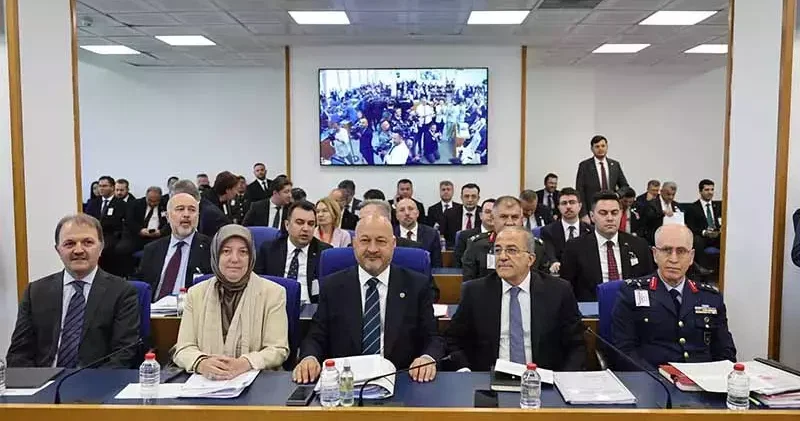 Çalışma hayatına ilişkin düzenlemeler içeren kanun teklifi, Plan ve Bütçe Komisyonu nda