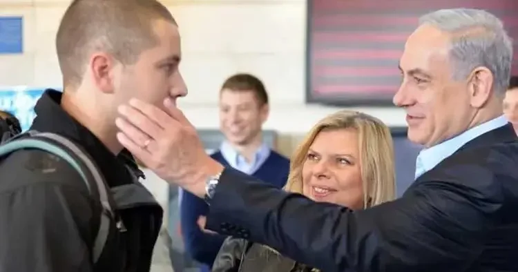 Netanyahu nun oğlunun korkudan adını değiştirdiği ortaya çıktı