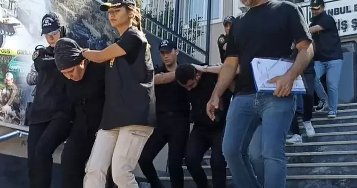 Eyüpsultan da sır olay! Baba öldü, anne ve iki oğlu gözaltına alındı... Kaza dediler ama çöpten çıkanlar şüpheleri artırdı