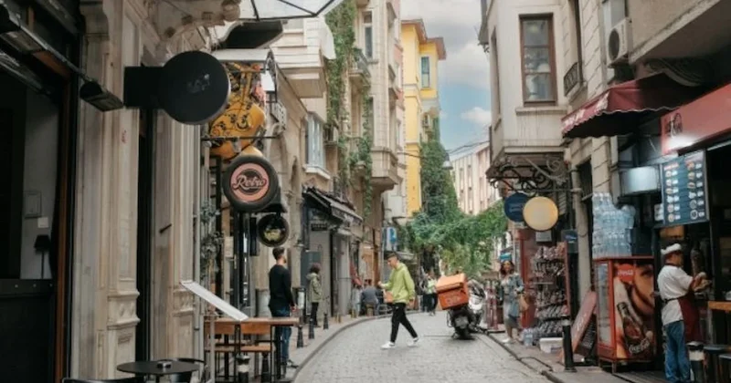 Beyoğlu nun simgesi tarihi lokanta zor günler yaşıyor Sözcü Gazetesi