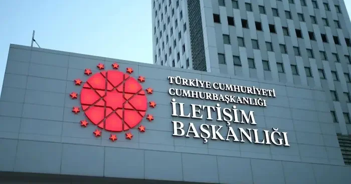 İletişim Başkanlığı yangınlarla ilgili son durumu açıkladı! 4 bölgede yangınlar devam ediyor