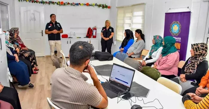 Kadınlara afetlere karşı farkındalık eğitimi verildi