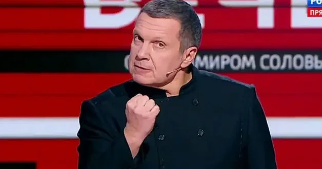 Kremlin e yakın Rus televizyoncu Vladimir Solovyov Azerbaycan ı tehdit etti