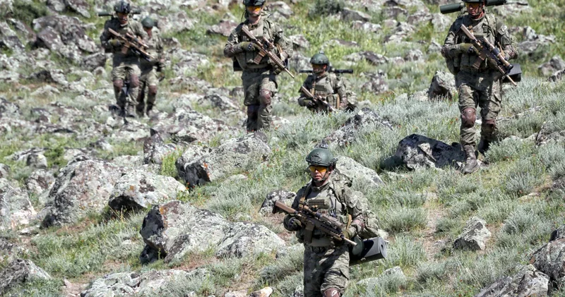MSB: 3 PKK lı terörist teslim oldu
