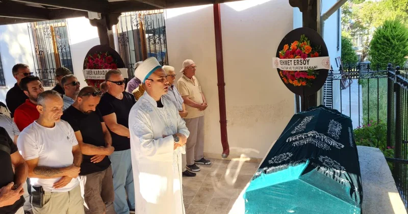 Oyuncu Şekip Taşpınar ın cenazesi toprağa verildi
