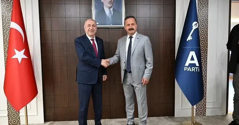 Yavuz Ağıralioğlu ile Ümit Özdağ görüştü