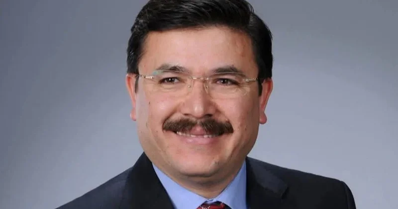 Eski AK Parti ilçe başkanı traktör kazasında hayatını kaybetti
