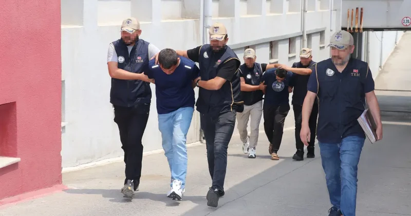Adana da aranan 2 firari FETÖ hükümlüsü yakalandı
