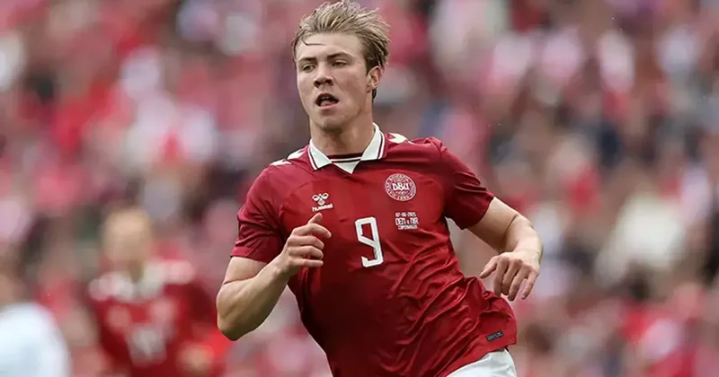 Man Utd considers £30m sale of Hojlund amidst a new interest