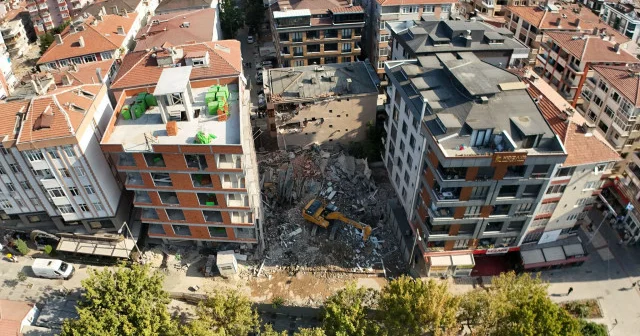 Kentsel dönüşüm için boşaltılmıştı: Yıkım sırasında çöktü Gündem Haberleri