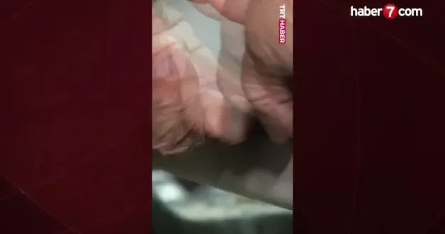 Atıklar onun elinden birer enstrümana dönüşüyor