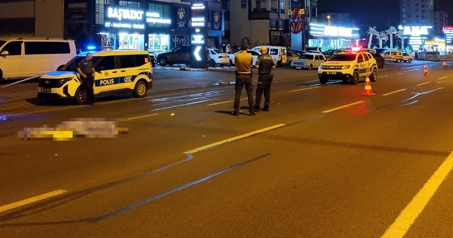 Hafif ticari aracın çarpıp, otomobilin ezdiği kadın öldü Kayseri Haberleri