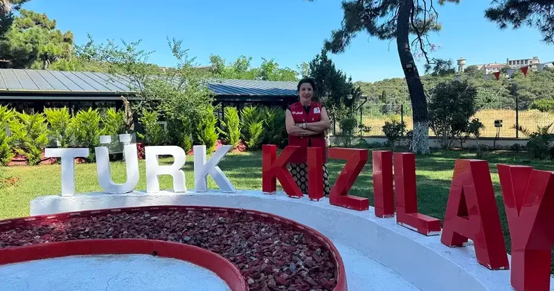 Şef Ebru Baybara Demir, Kızılay’ın gençlik kampında öğrencilerle buluştu