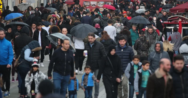 İstanbul dahil çok sayıda ili vuracak! Meteoroloji den sağanak yağış uyarısı!