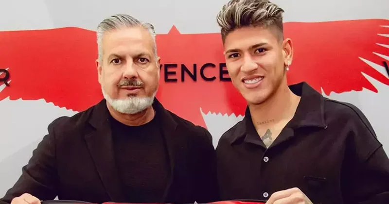 Flamengo sign Jorge Carrascal