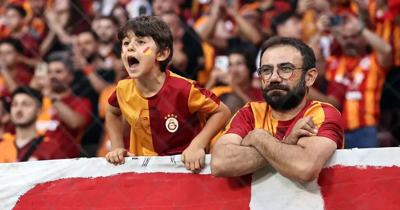 Kaleci tavsiyesi taraftardan geldi: Muslera nın veliahtı Latin Amerika dan