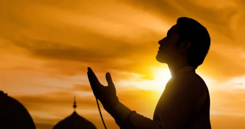 MEVLİD KANDİLİ İBADETLERİ Mevlid Kandili ibadetleri neler, hangi dualar okunur, nasıl namaz kılınır, çekilecek zikirler nedir?