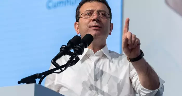 İmamoğlu isim vermeden Gürsel Tekin e yüklendi! Bilsinler ki ben CHP’liyim diyen hiçbir siyasetçi bu irade gaspına ve onursuzluğa alet olmaz