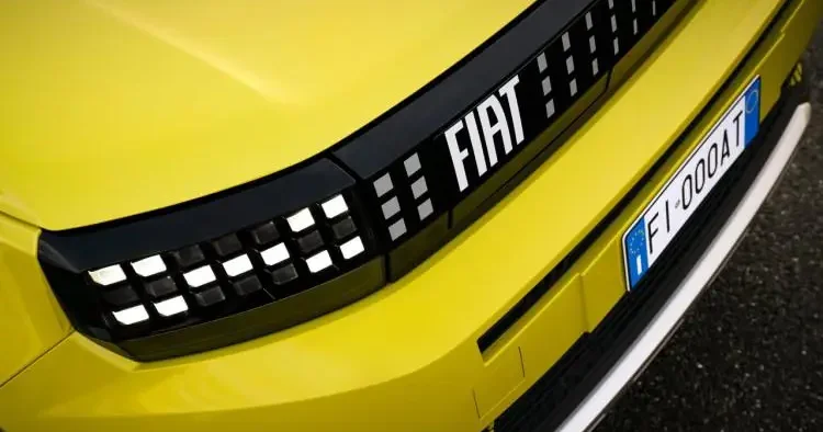 Fiat Panda nın benzinli versiyonu tanıtıldı! Fiyatı ortaya çıktı! En ucuz modellerden