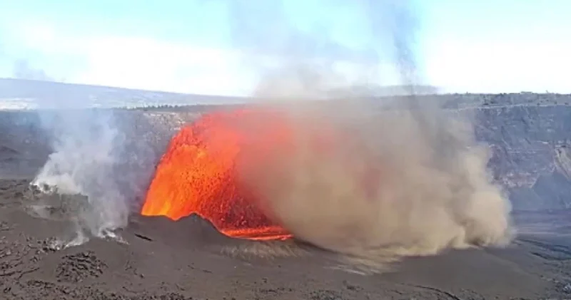 Kilauea Yanardağı nda 32 nci patlama