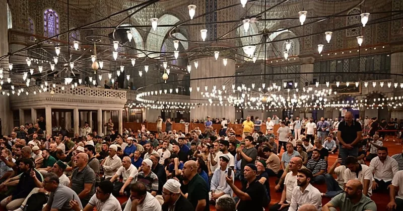 81 ilde eller semaya kalktı! Mevlit Kandili dualarla idrak edildi