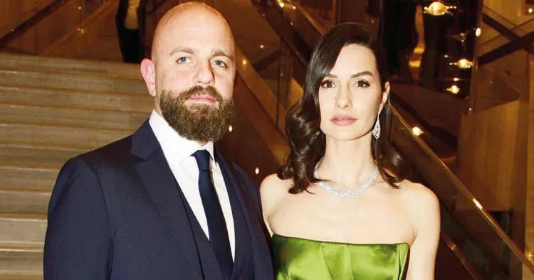 14 yıllık evlilik bitiyor... Yasemin Özilhan ile İzzet Özilhan bu hafta boşanıyor