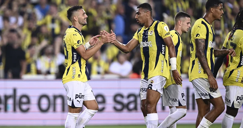 Alexander Djiku nun transferini Gana Futbol Federasyonu duyurdu