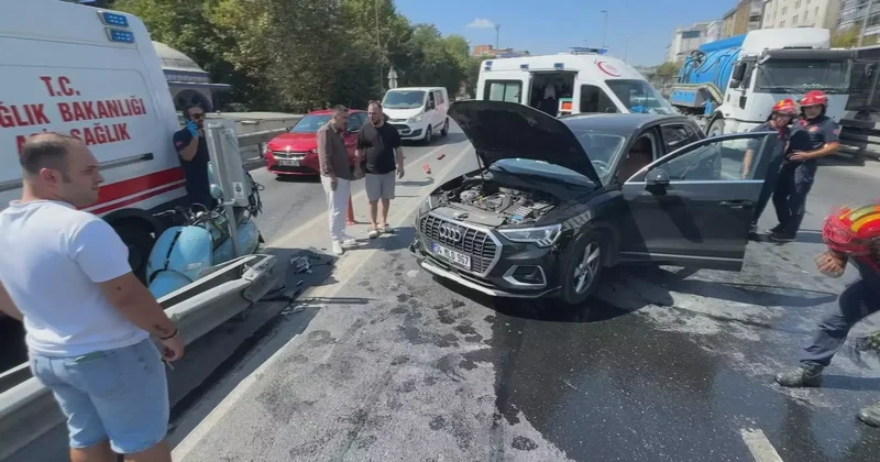 Avcılar da ani manevra yapan cip motosiklete çarptı: 2 yaralı