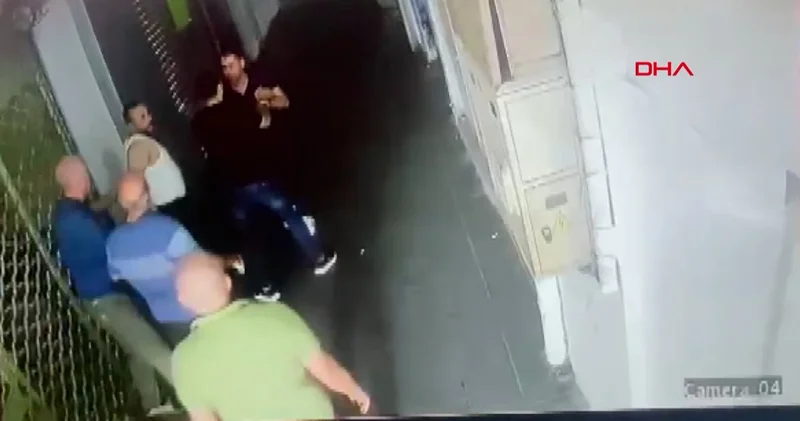 Adana erkek dehşeti! Kadını dükkan önünde darp ettiler