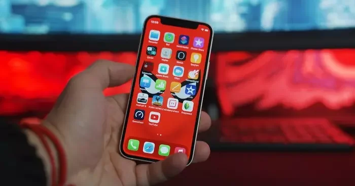 Apple dan iPhone 12 lere radyasyon güncellemesi!