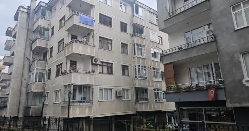 10 günlük bebeğin feci ölümü! 5. kattan babasının kucağından düştü
