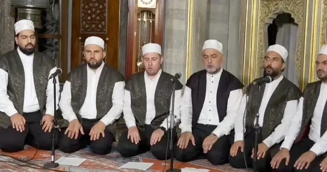 Ayasofya Hafızlar Topluluğu ndan Mevlid Gecesi ne özel kaside VİDEO İZLE