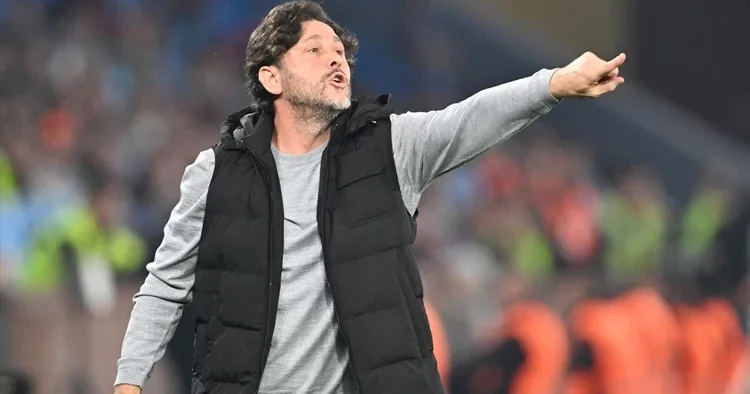 Fatih Tekke den Kaysierspor galibiyet sonrası taraftara çağrı!