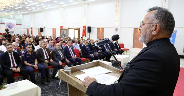 Darende de Peygamberimiz ve Aile Ahlakı konferansı düzenlendi Malatya Haberleri