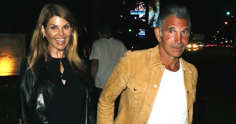 Kızları için rüşvet suçu işleyen oyuncu Lori Loughlin ile Mossimo Giannulli ayrıldı