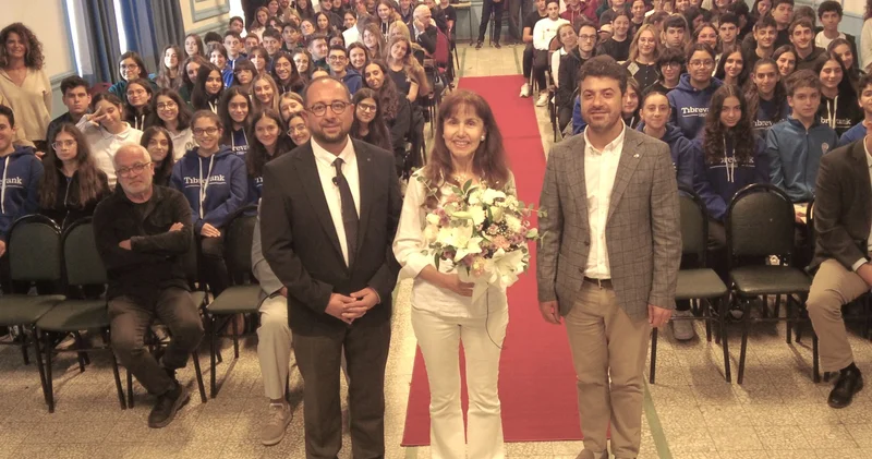 Tıbrevank Lisesi nde Magdalena Yeşil söyleşisi Agos