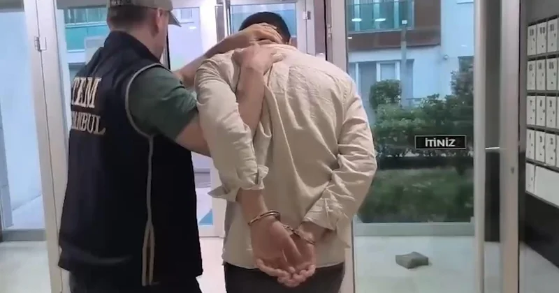 İstanbul merkezli 3 ilde FETÖ irtibatlı 5 doktor yakalandı