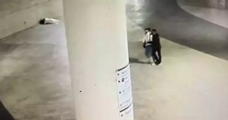 Taksim de kendisine para vermeyen adamı bıçaklayarak öldürdü