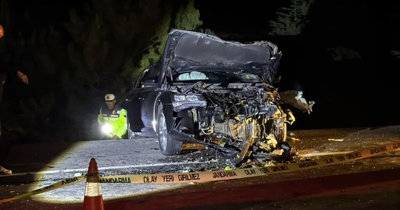 AK Partili Gürcan’ın aracı kaza yaptı: 1 ölü, 4 yaralı Son dakika haberleri