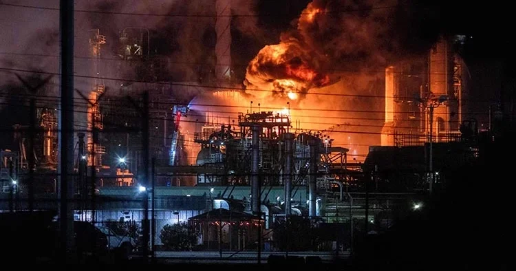 Chevron rafinerisinde korkutan patlama