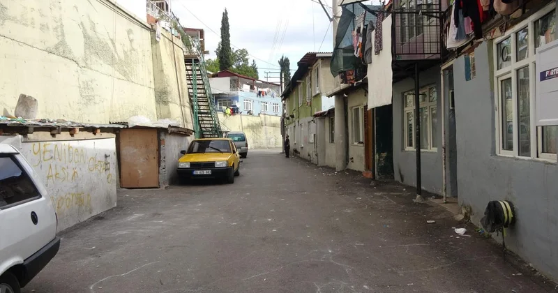 Hırsız ararken mahalleyi birbirine kattılar: Yanlışlıkla 6 kişiyi dövdüler