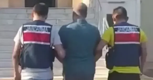 30 ilde FETÖ’ye yönelik son 2 haftada düzenlenen operasyonlarda 91 şüpheli yakalandı VİDEO İZLE