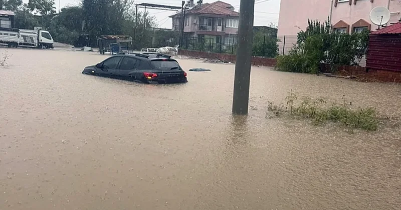Son dakika: Muğla da şiddetli yağış sele neden oldu: Araçlar sular altında kaldı!