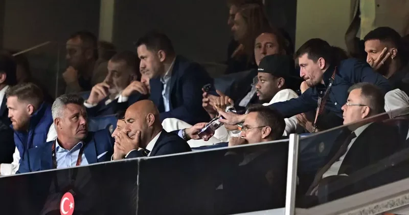 Herkes paylaşıyor! Fenerbahçe maçına damga vuran görüntü