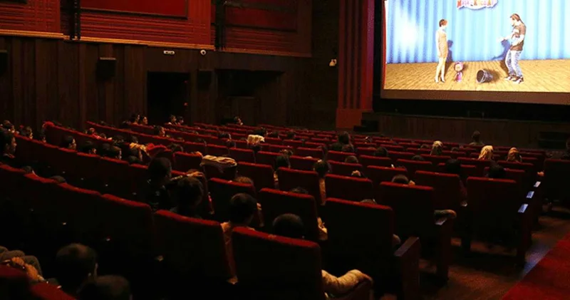 Sinema biletleri o günler için 120 lira oldu: Bakan açıkladı